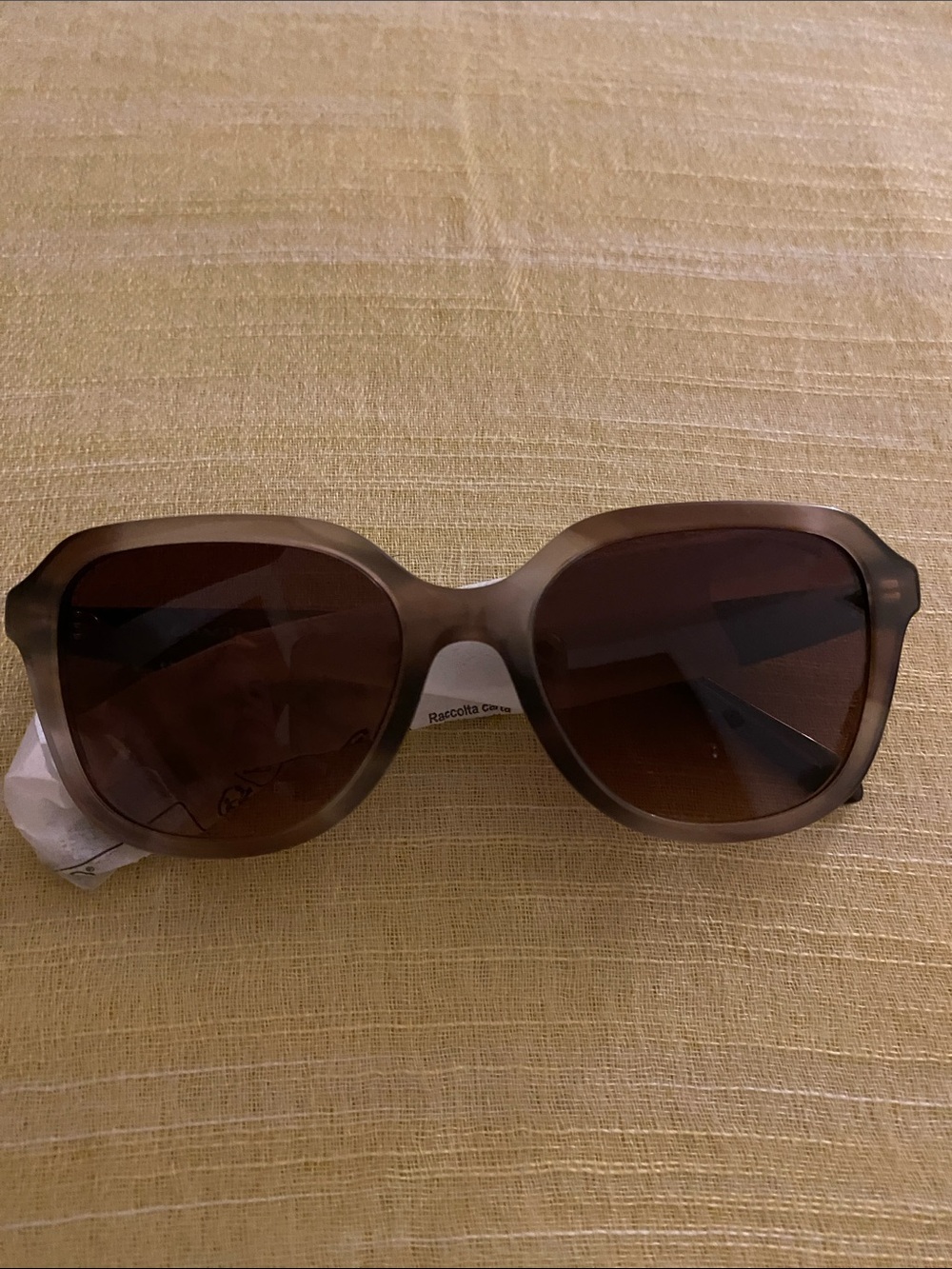 NWT Coach Brown Gradient Women's Sunglasses with Case